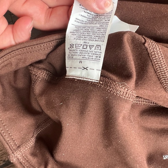 Old Navy matching activewear set (size M) - Picture 2 of 3